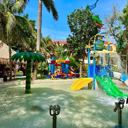 Hotel Plaza Caribe Канкун Экстерьер фото