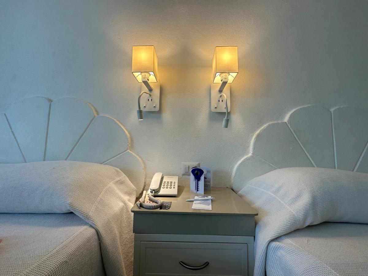 Hotel Plaza Caribe Канкун Экстерьер фото