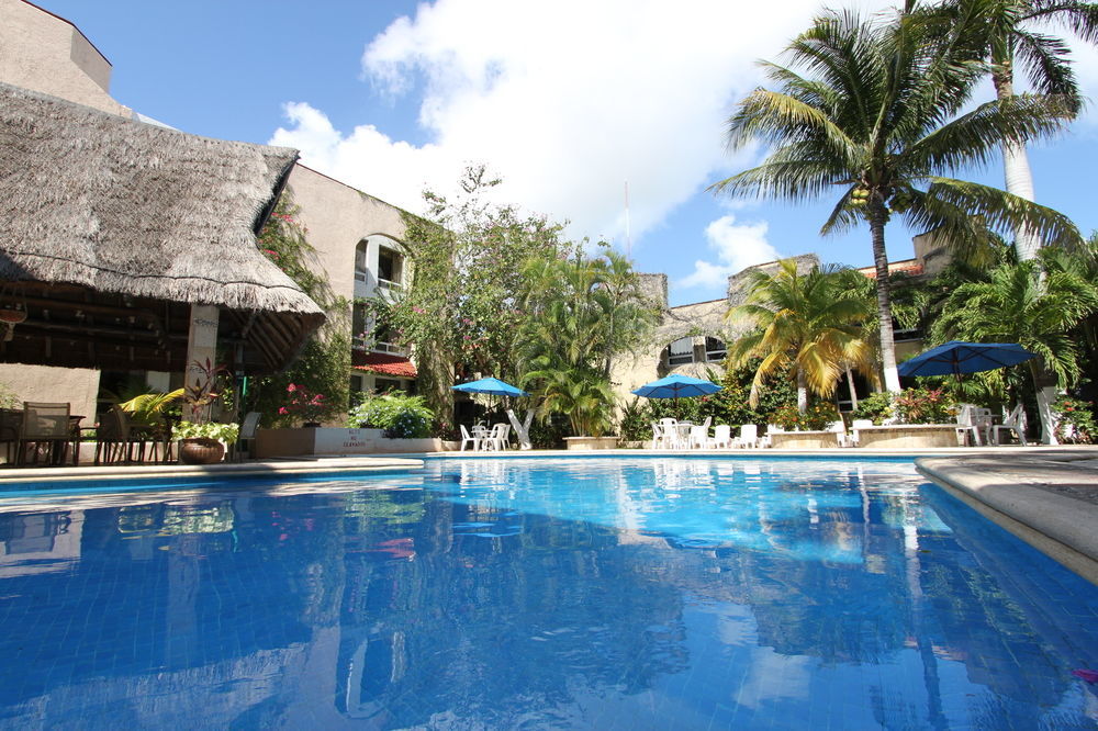 Hotel Plaza Caribe Канкун Экстерьер фото