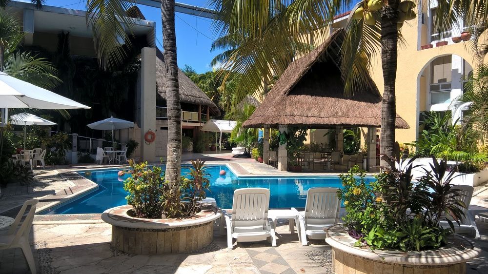 Hotel Plaza Caribe Канкун Экстерьер фото