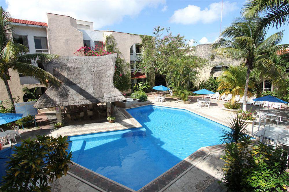 Hotel Plaza Caribe Канкун Экстерьер фото